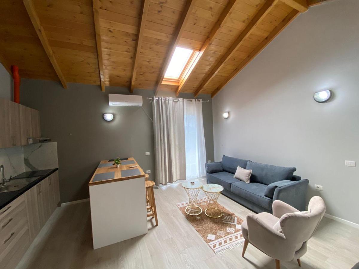 Villa Yseni Orikum Zewnętrze zdjęcie